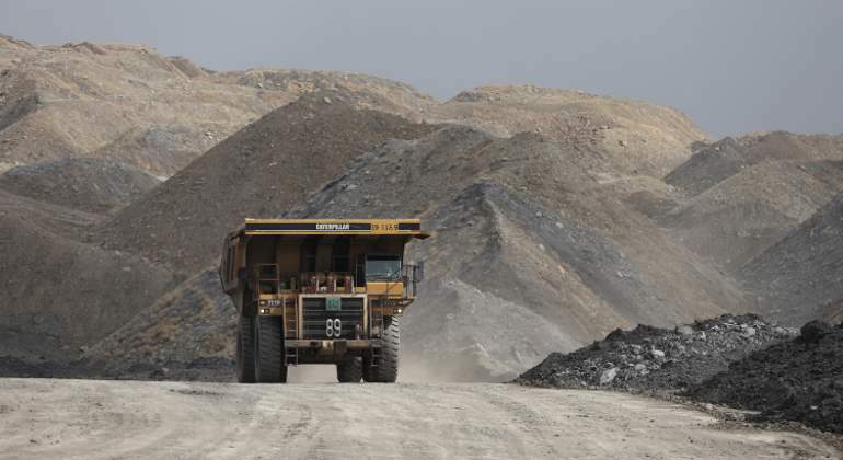 Dirigentes sociales, Académicos y Economistas sostienen que Chile tiene el derecho de cobrar royalty minero