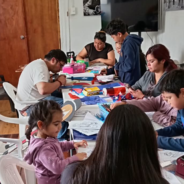 Sala Multisensorial realiza jornada “Manos que celebran; familias que dan vida” en la Escuela de Talentos Andacollinos