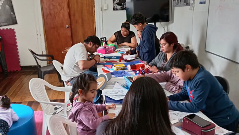 Sala Multisensorial realiza jornada “Manos que celebran; familias que dan vida” en la Escuela de Talentos Andacollinos